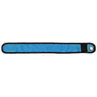 Bracelets à LED haute visibilité, brassards lumineux de nuit ajustables pour la sécurité lors des sports de plein air, confortables à porter et remplaçables.