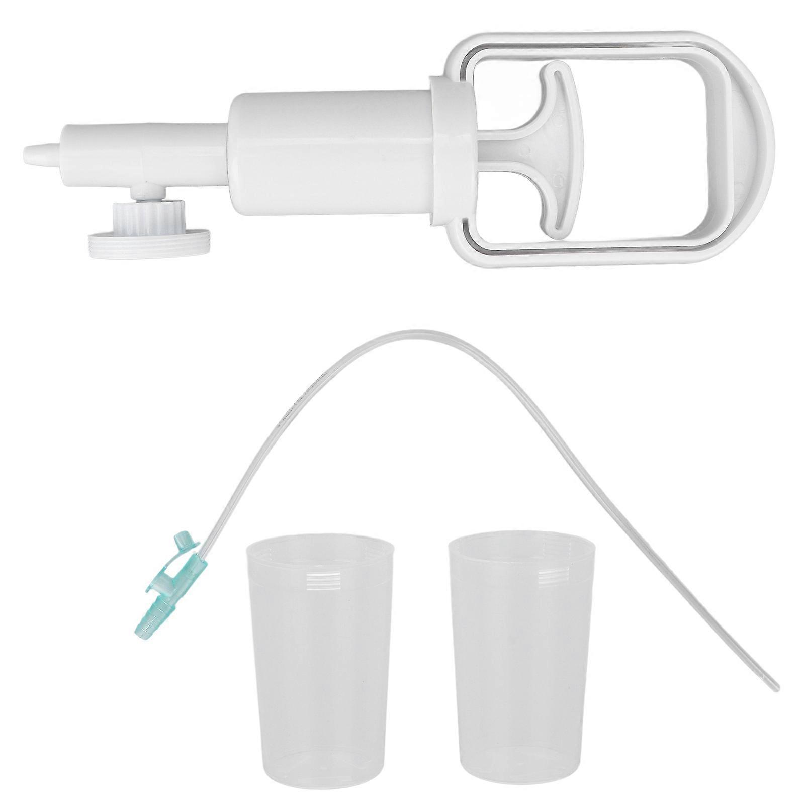 Portable and manual mucus suction pump for adults