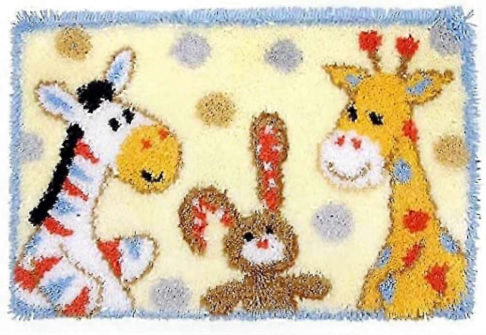 DIY Latch Hook Rug Kit with Giraffe Design for Adults and Kids Crafting Projects Unfinished 3D Animal Rug Set