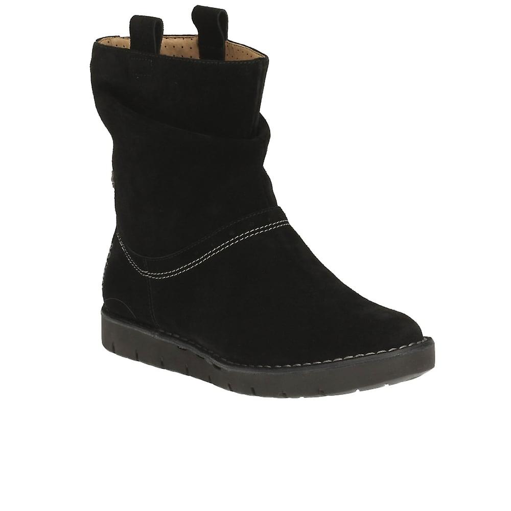 Clarks Un Ashburn Womens Wide Casual Boots