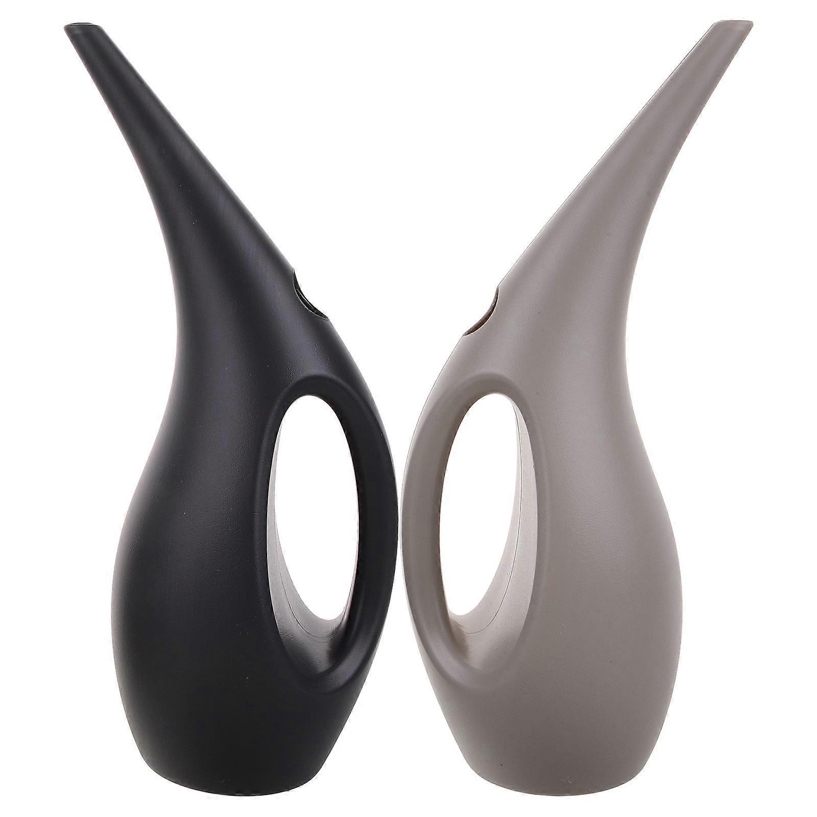 2pcs Large Capacity Watering Can for Garden with PP Material and Elegant Design Assorted Color