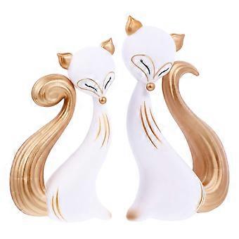 2pcs Adorable Desktop Cake Topper Plastic Cake Decoration (White Golden)