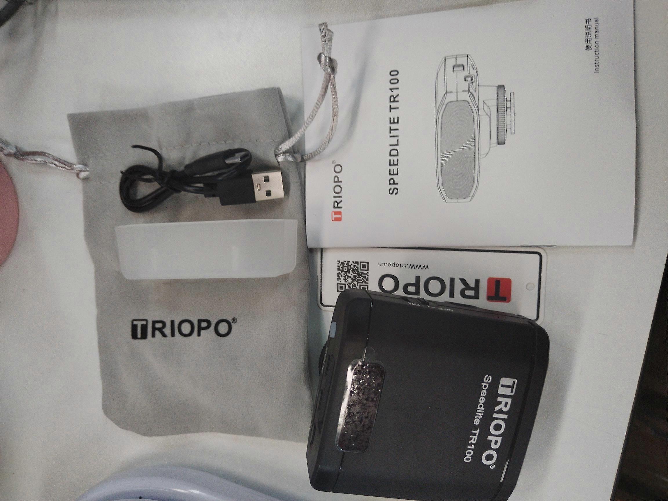 Universal Mini Camera Flash for Canon, Nikon, Sony - High-Speed Sync & Long Battery Life