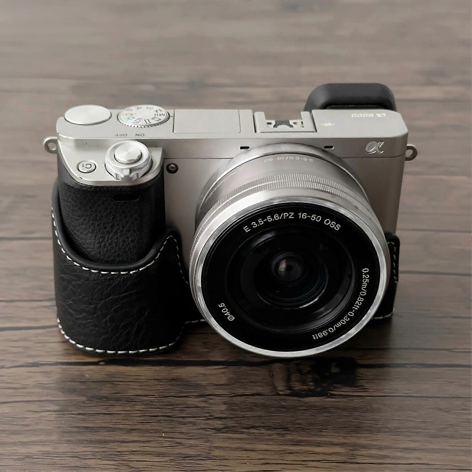 Portable Camera Protective Case Retro Style Camera Case Carry Bag Opening Bottom Design Replacement for  A6400/A6300/A6100/A6000 Camera