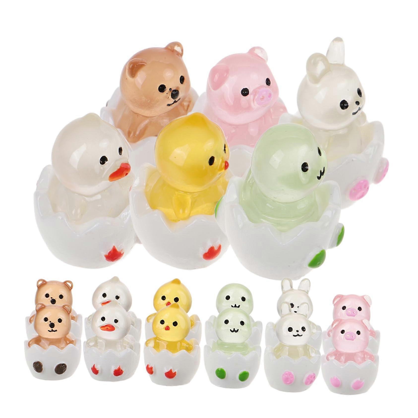 18-Piece Glow-in-the-Dark Mini Animal Figures Set, Realistic Resin Decor for Micro Landscapes, Desk and Table Display