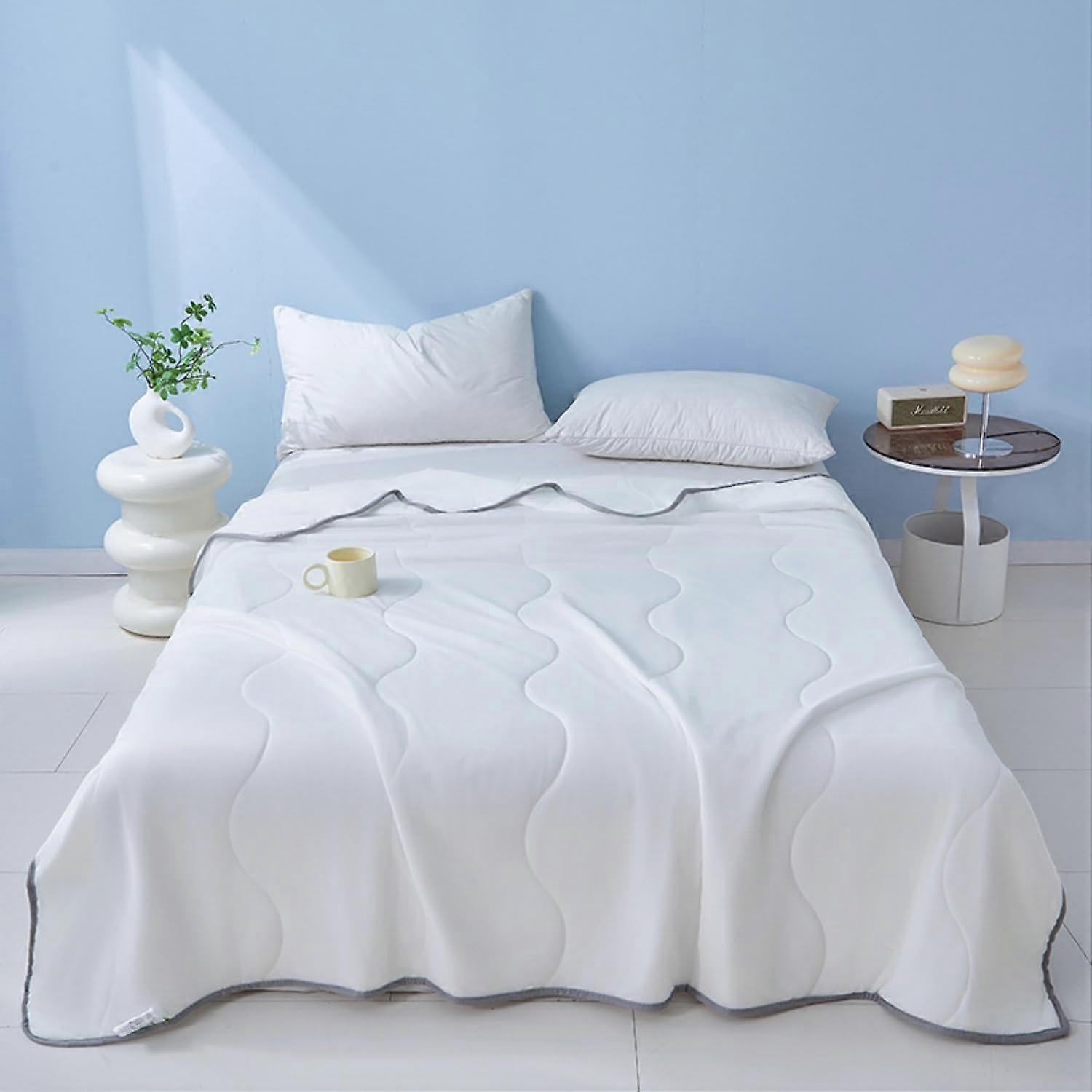 Cooling Comforter, Down Fiber Comforter, Cool Silk Technology, Soft And Fluffy, White Large, Night Sweats Hot Sleepers