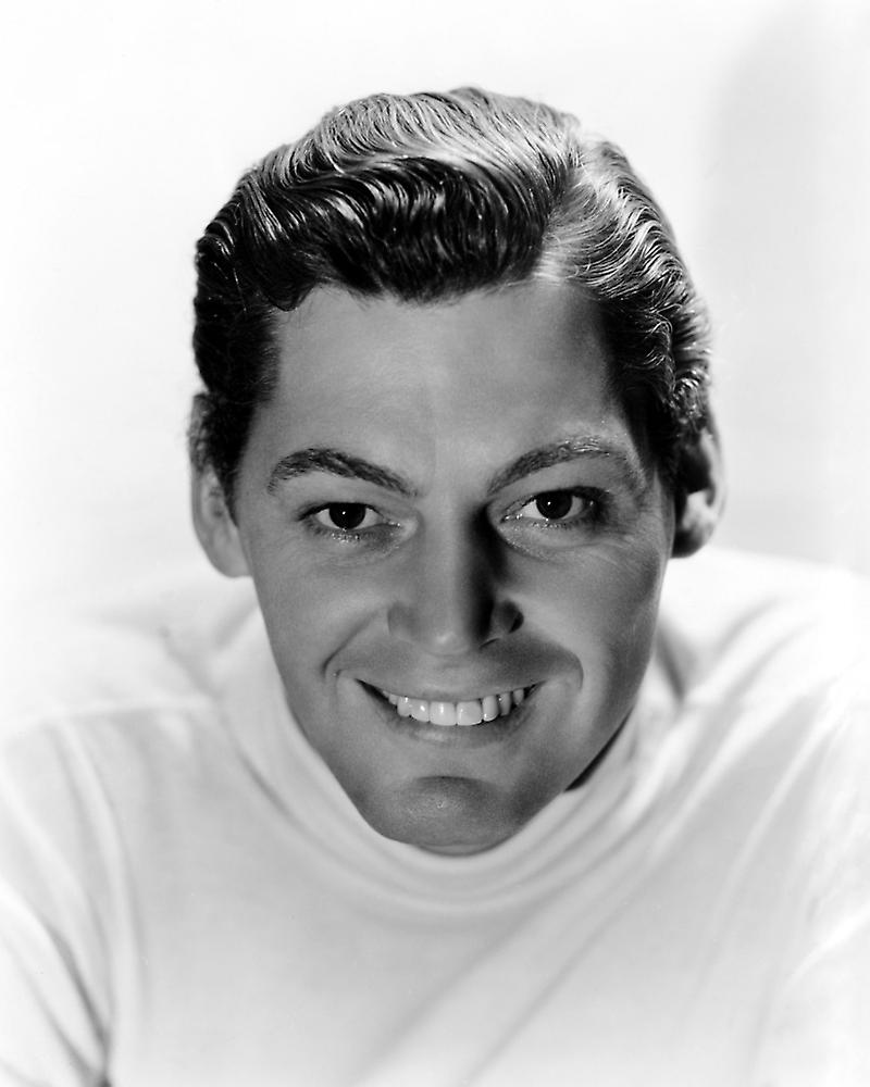 how old is johnny weissmuller - Ilustrasi 3