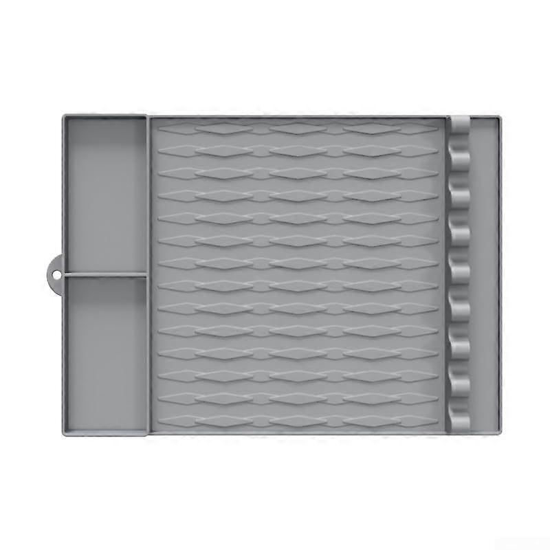 Longlasting silicone protective mat for grill utensils, easy cleaning and flexible storage options (2 squares, grey) 2 squares grey