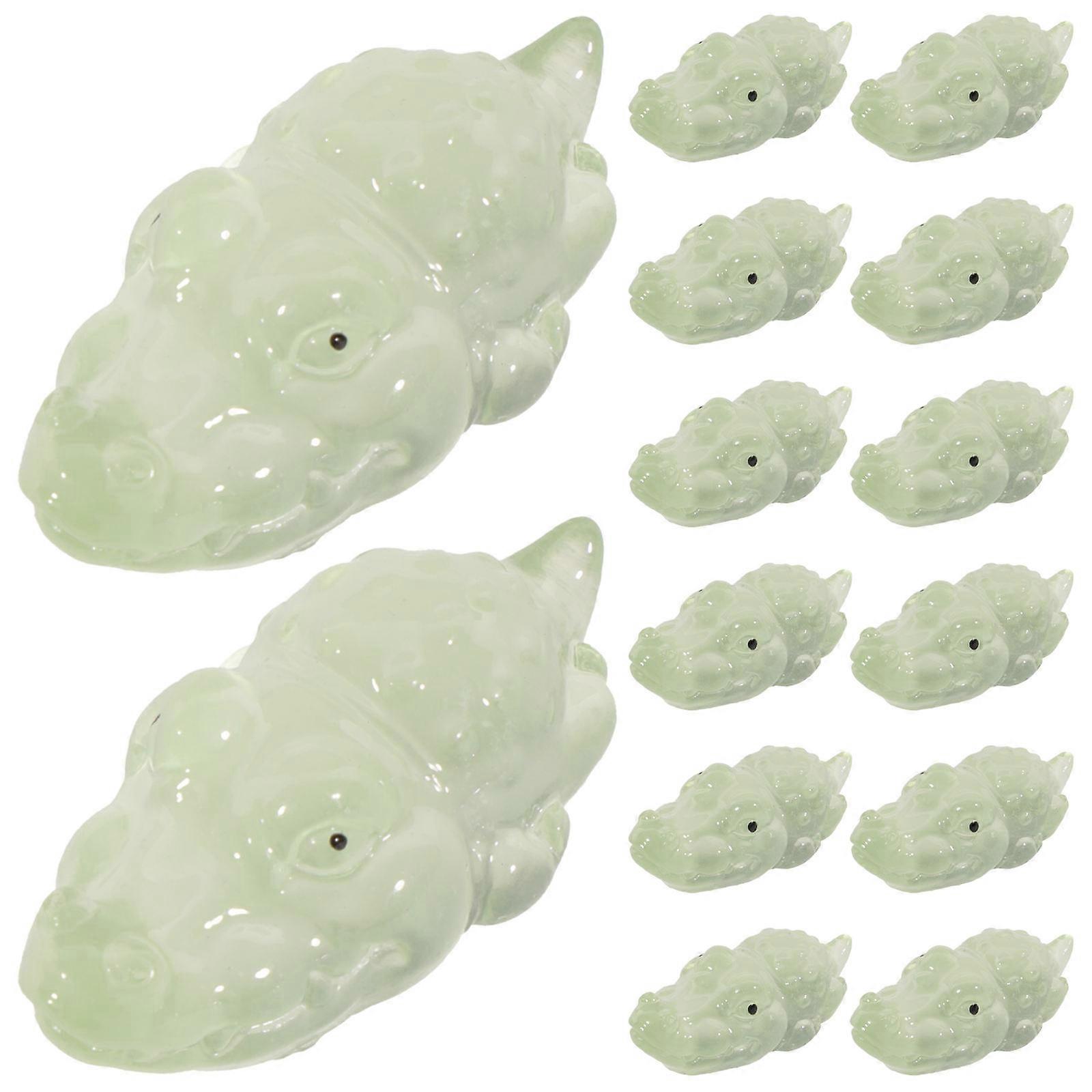 Miniature Glow in The Dark Figurines for Decor 100Pcs Resin