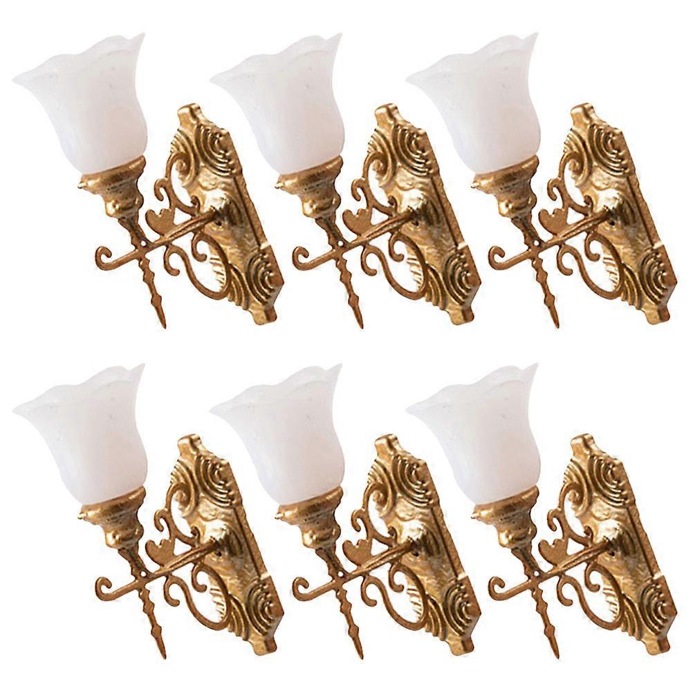 Miniature Wall Lamp Model for Yard Decor with 24Pcs Golden Simulated Lights