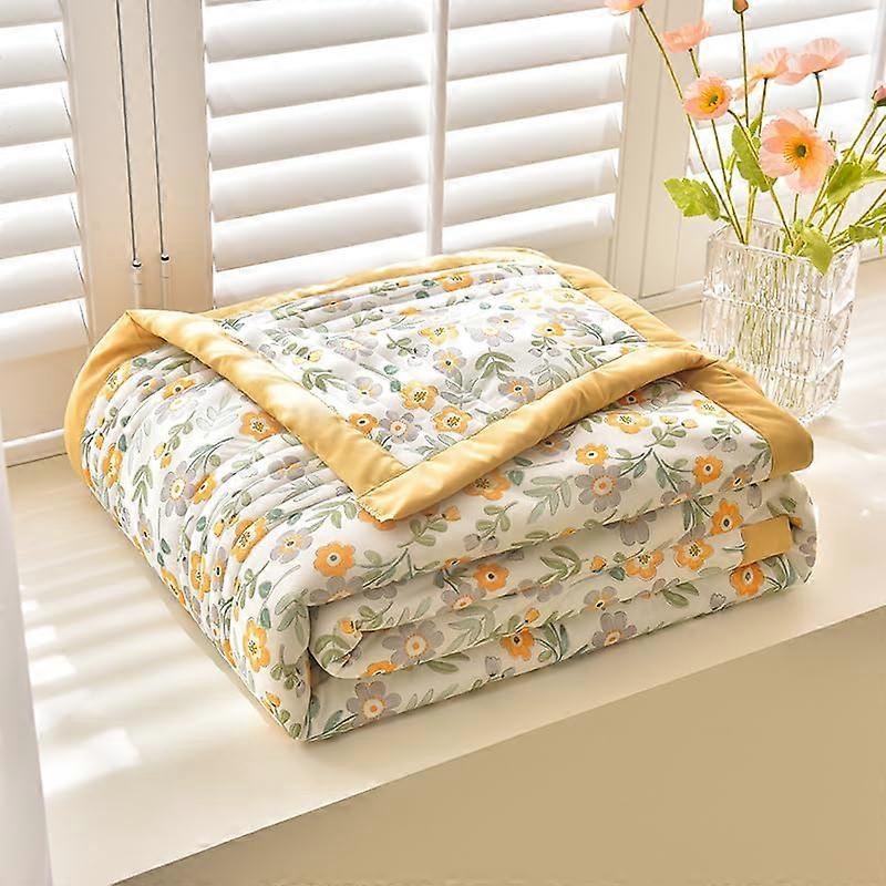 Quilted Bedspreads AllSeason Lightweight Microfiber Bedspread, 200x230 cm, Flower Pattern, Patchwork, Machine Washable