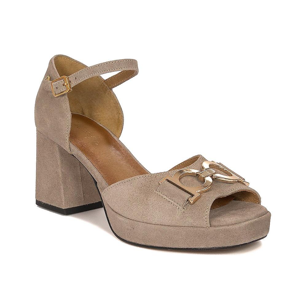 Shoes Maciejka 0554410001