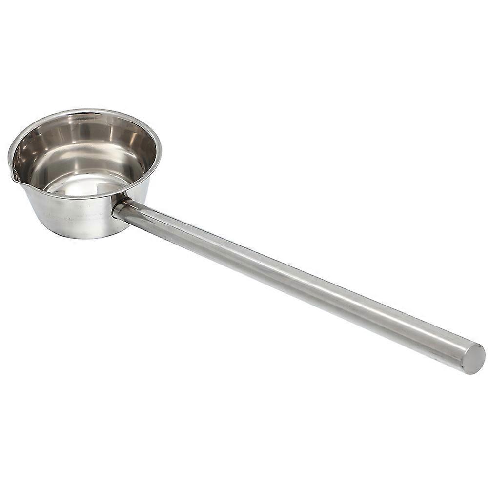 Stainless Steel Long Handle Ladle with Pouring Rim, Large Capacity Water Scoop for Kitchen, Garden Watering, and Soup Serving, Ergonomic Lightweight
