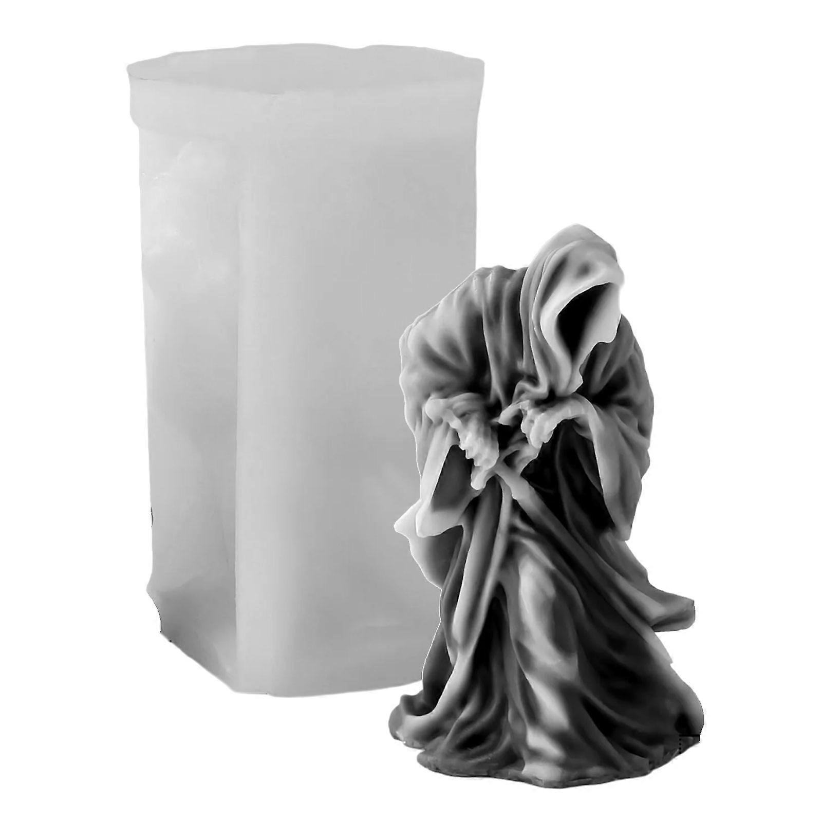 Swordman Character Candle Mould Sturdy Silicone Materials for Halloweens Party Decorations and Unique Gift Making Multicolor