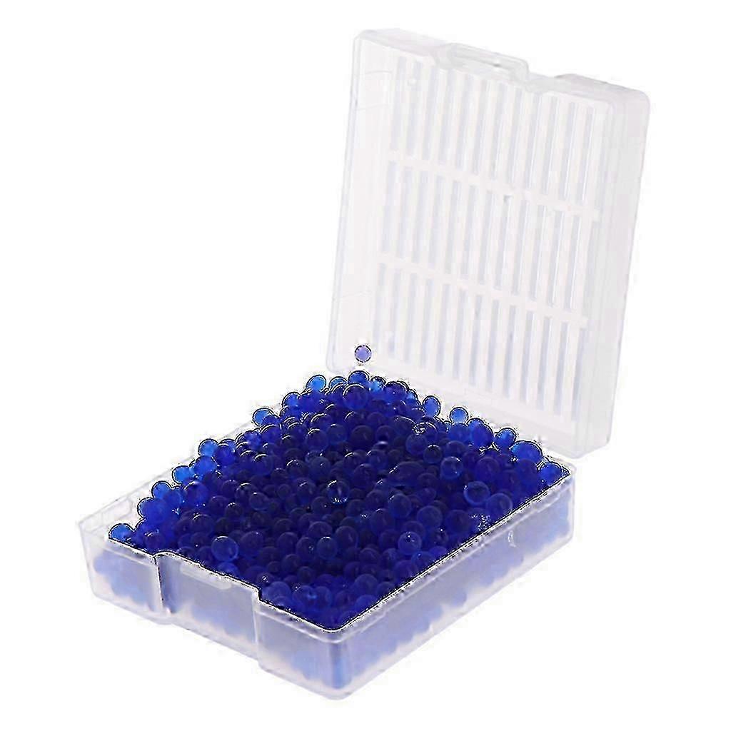One reusable silica gel desiccant packet, suitable for moisture-absorbing boxes (please specify dimensions).