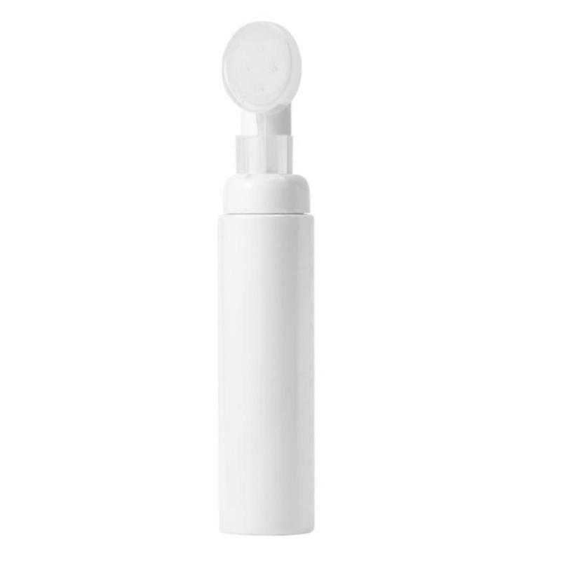 Bouteille de mousse avec brosse