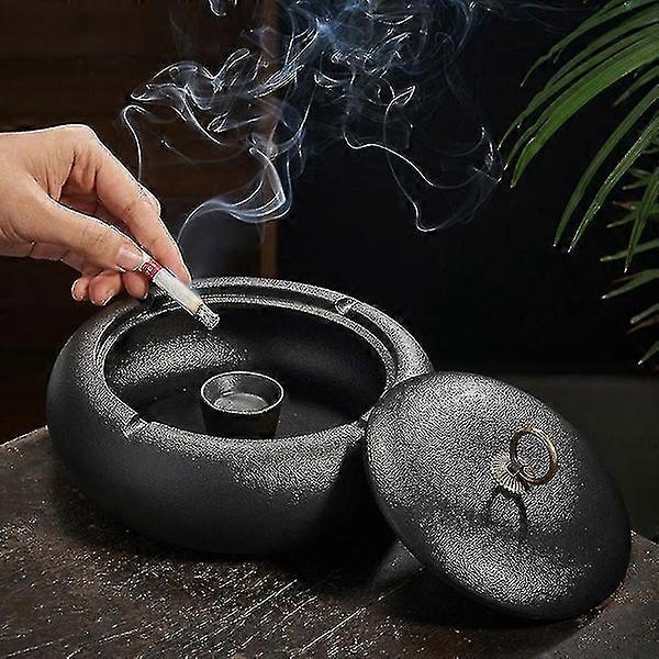 Black Ceramic Ashtray Creative Personality Fashion Windproof -small