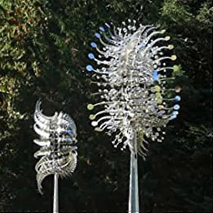Outdoor rotating metal wind chimes