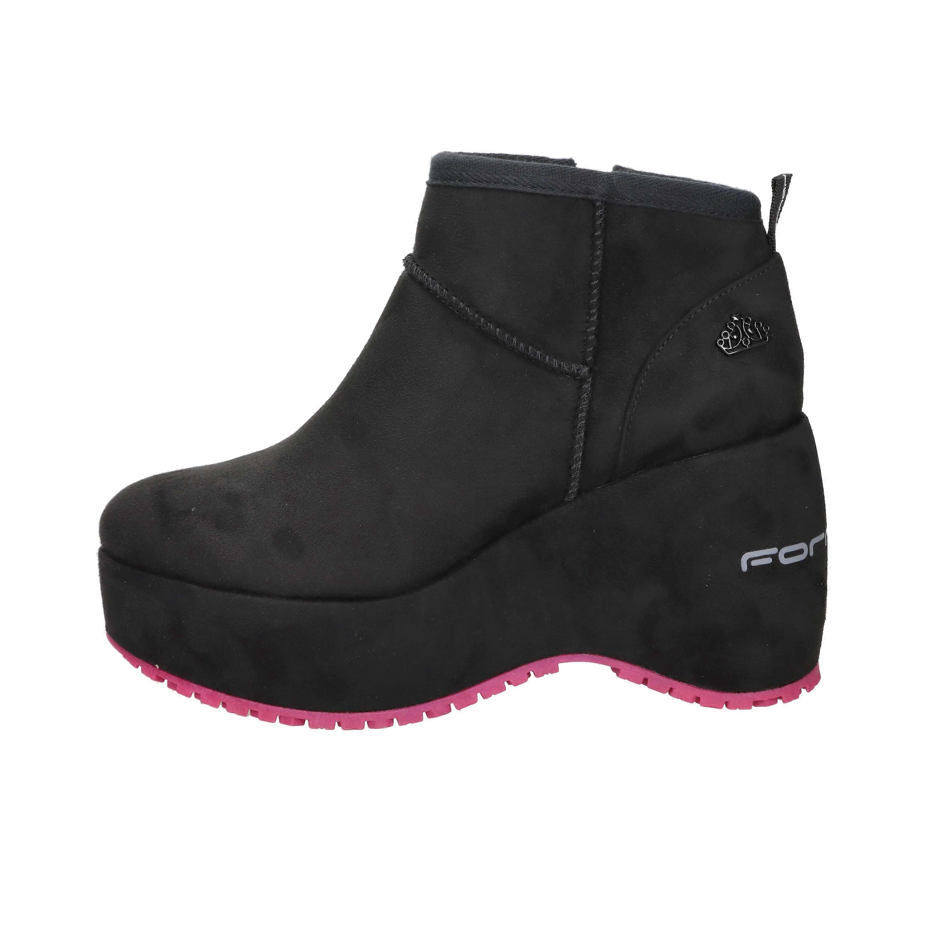 Bottines compensées neige bulles noires