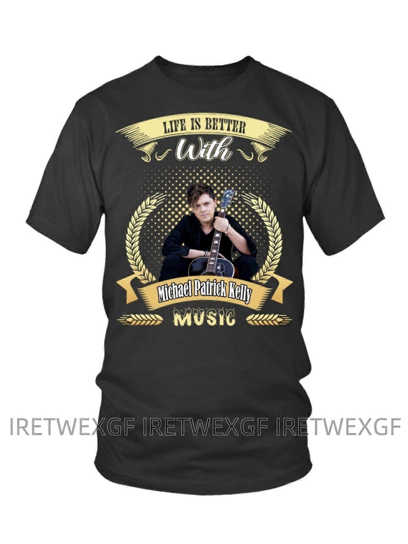 مايكل باتريك كيلي تي شيرت "الحياة أفضل مع الموسيقى" - أسود مع لمسات ذهبية ، على الطراز البوهيمي برقبة مستديرة قصيرة SRYIP220
