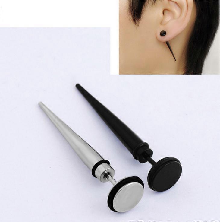 1 Pair Black Long Needle Tip Wafer Stud Earrings