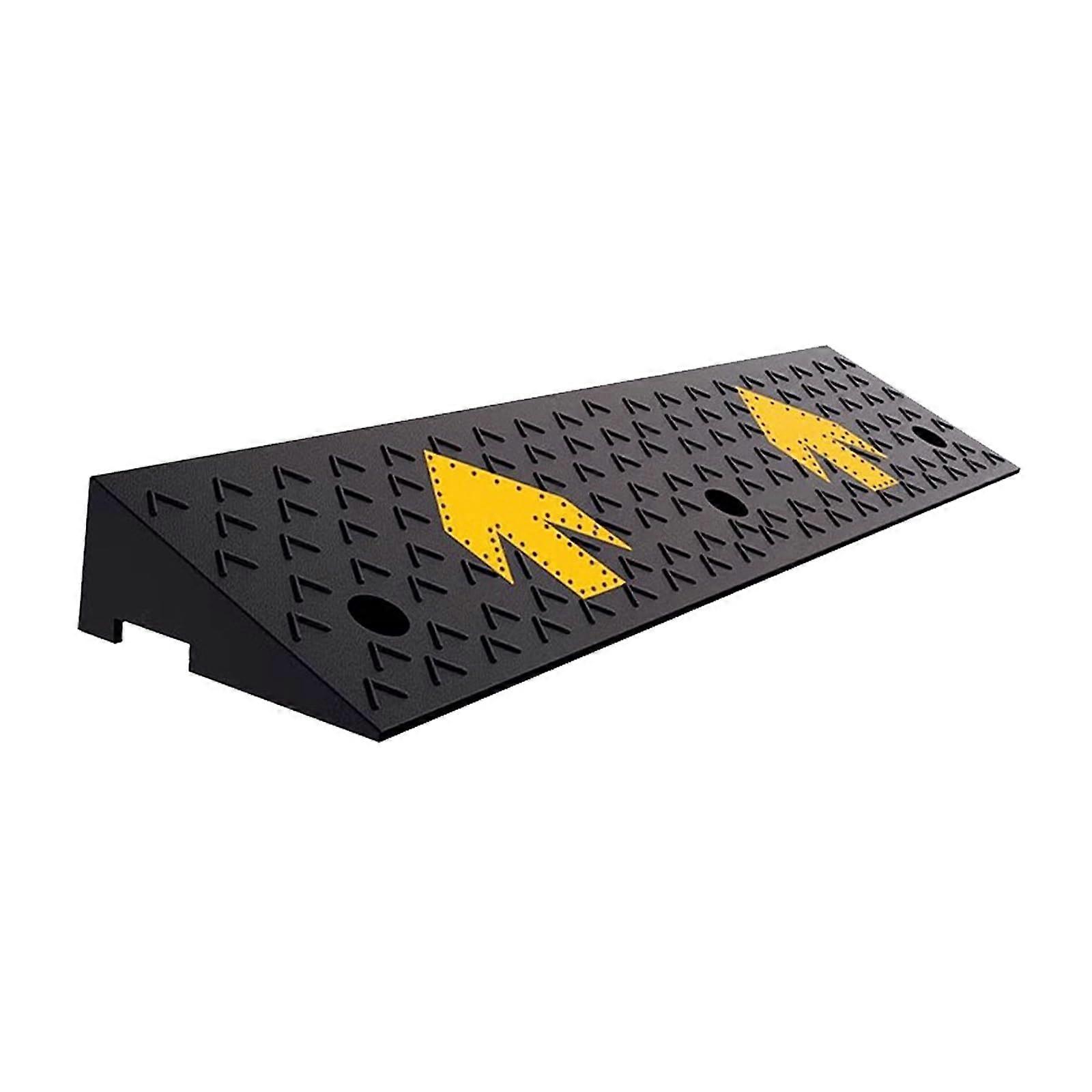 Rubber Curb Ramp ArrowPatterned AntiSlip Reinforced Grid Base HeavyDuty Threshold Ramp For Forklifts 100x37x17cm