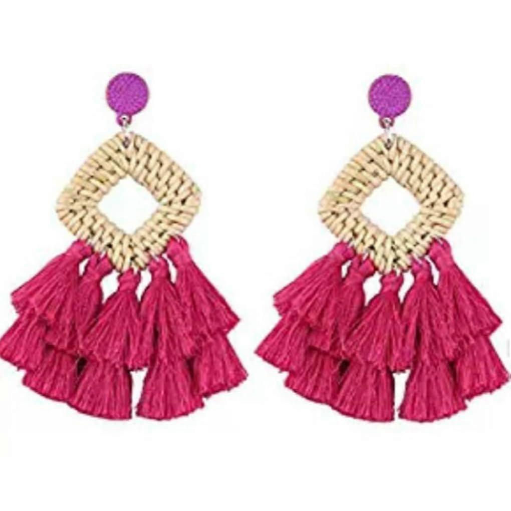 Pack of 2 vintage Bohemian rattan earrings, geometric straw weave, fashionable, , lightweight, elegant, rosered dangle earrings, average code.