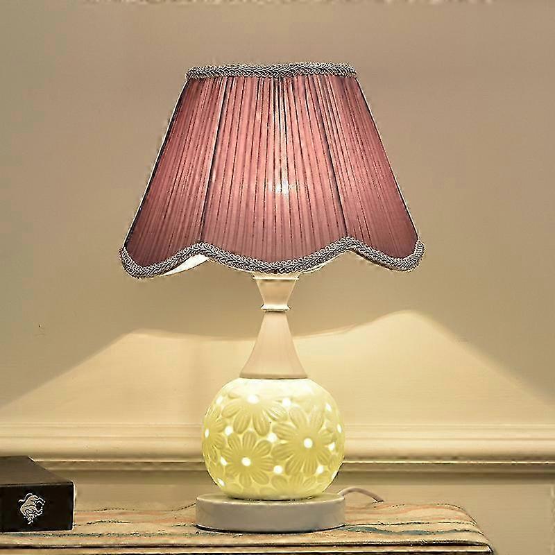 Small Table Lamp with Remote Control for Bedroom