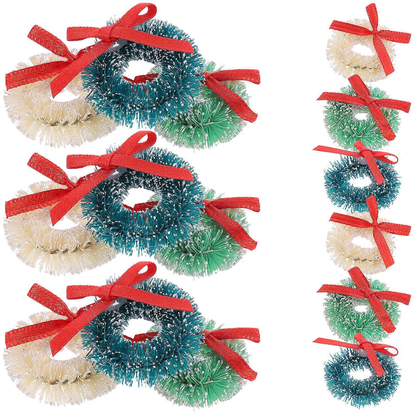 Assorted Color Mini Christmas Wreath Decor Made of Sisal for Crafts and Gift Boxes 15pcs