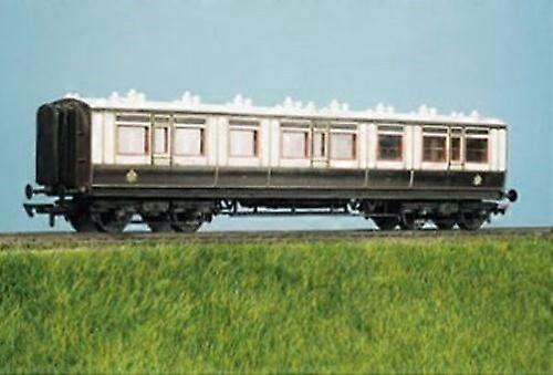 OO coach kit - LMS (ex LNWR) Arc Roof Corridor All 3rd - Parkside PC730