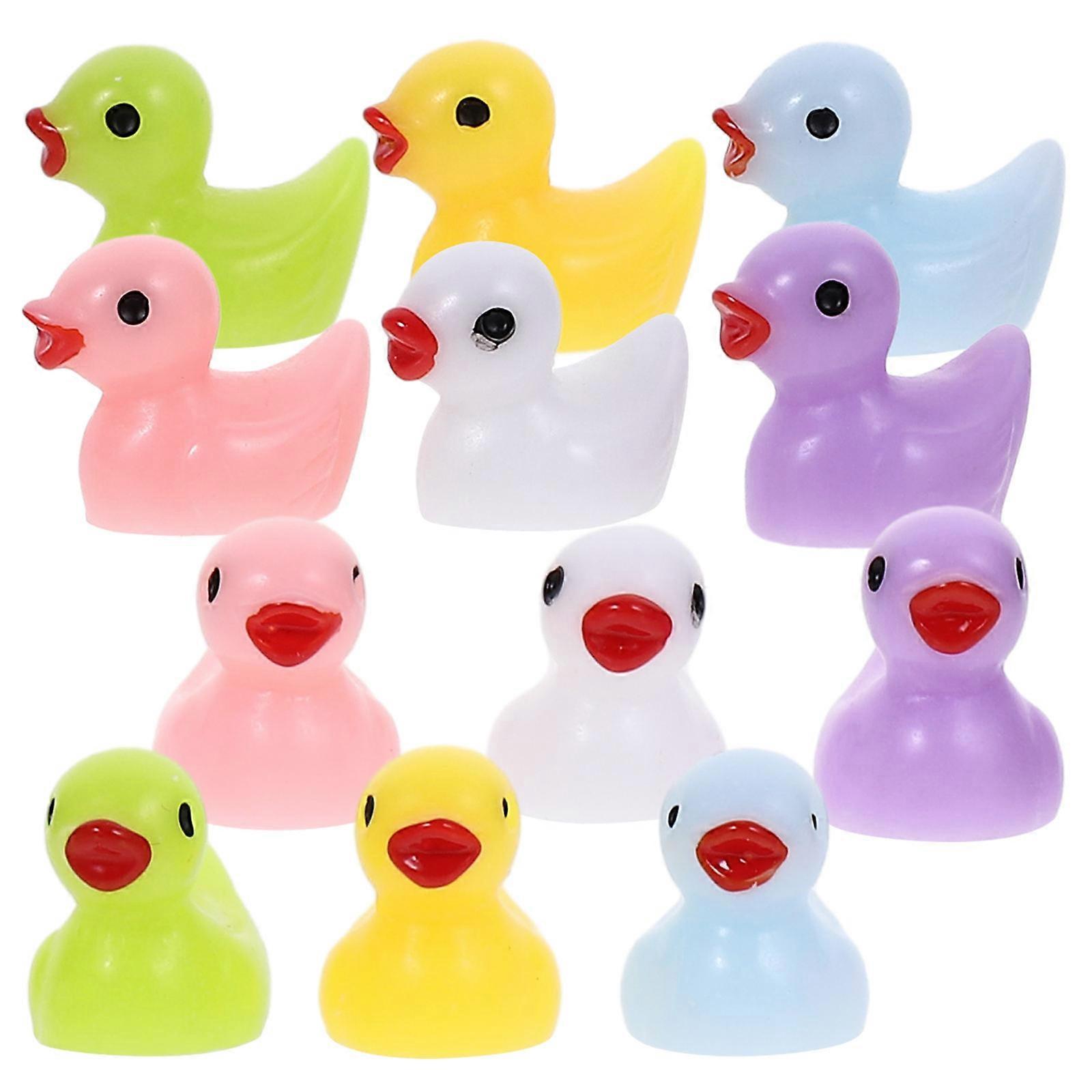 200pcs Mini Duck Figurines, Tiny Resin Craft Statues for Micro Landscape and Dollhouse Decorations