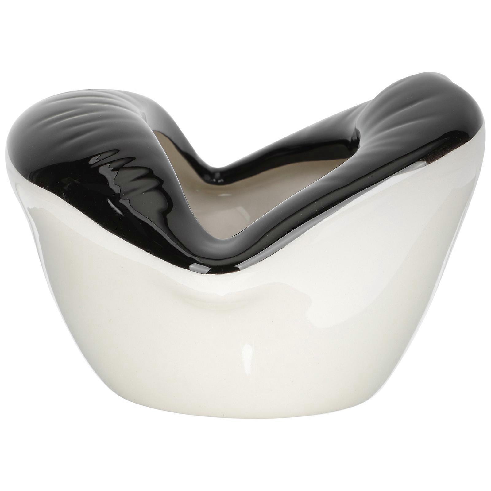 Windproof Ashtray Ceramic Lip Design Ash Holder for Storage