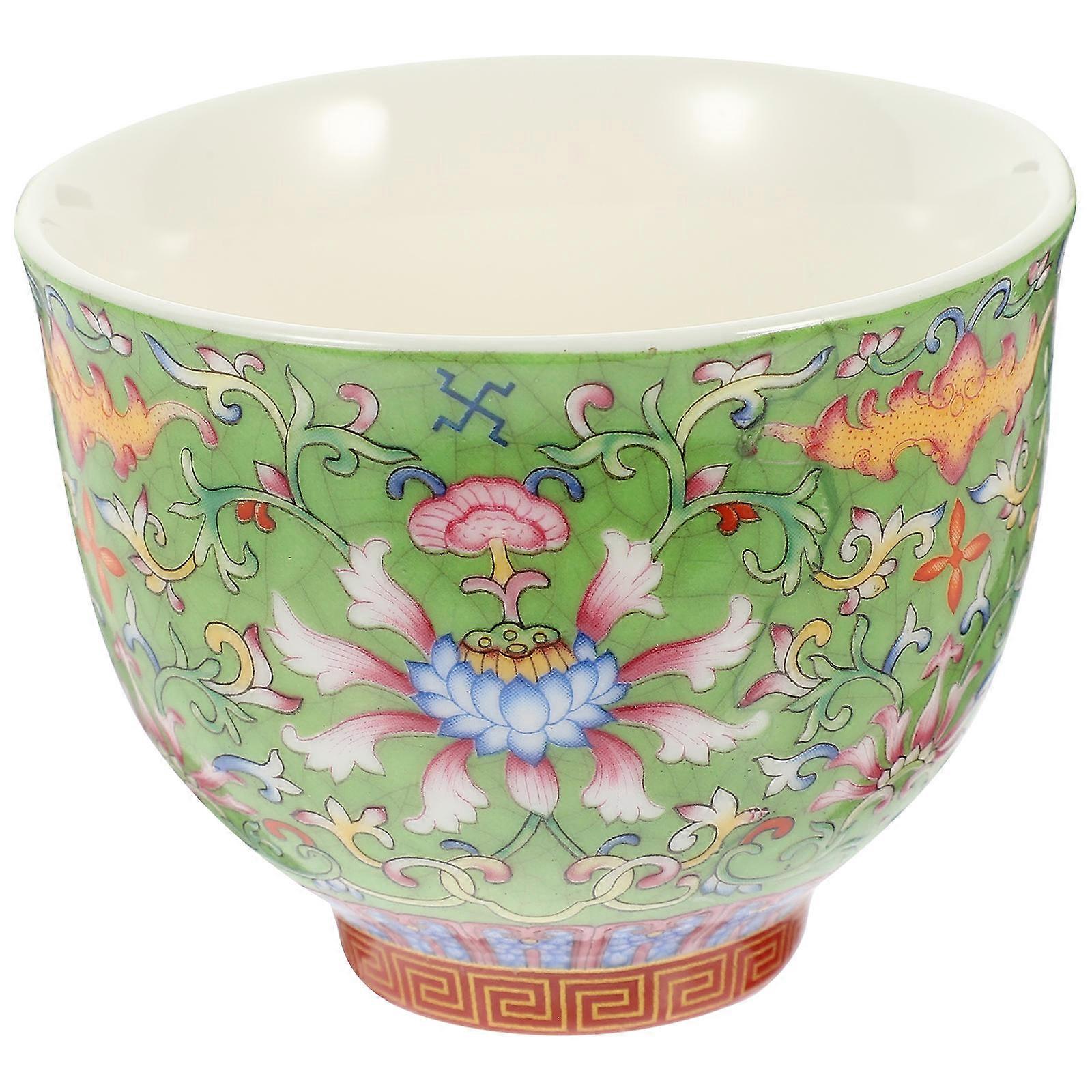 Elegant Retro Chinese Style Ceramic Tea Cup with Timeless Design for Home Decor and Tea Tasting