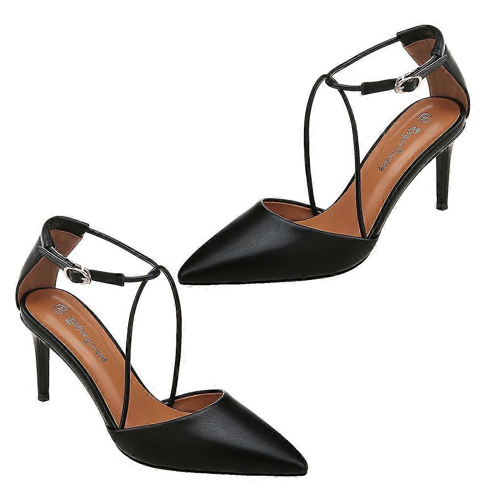 It sounds like you're looking for information or a description related to a product similar to:

**"1 Pair Women's Hollow Cusp High Heel Shoes,