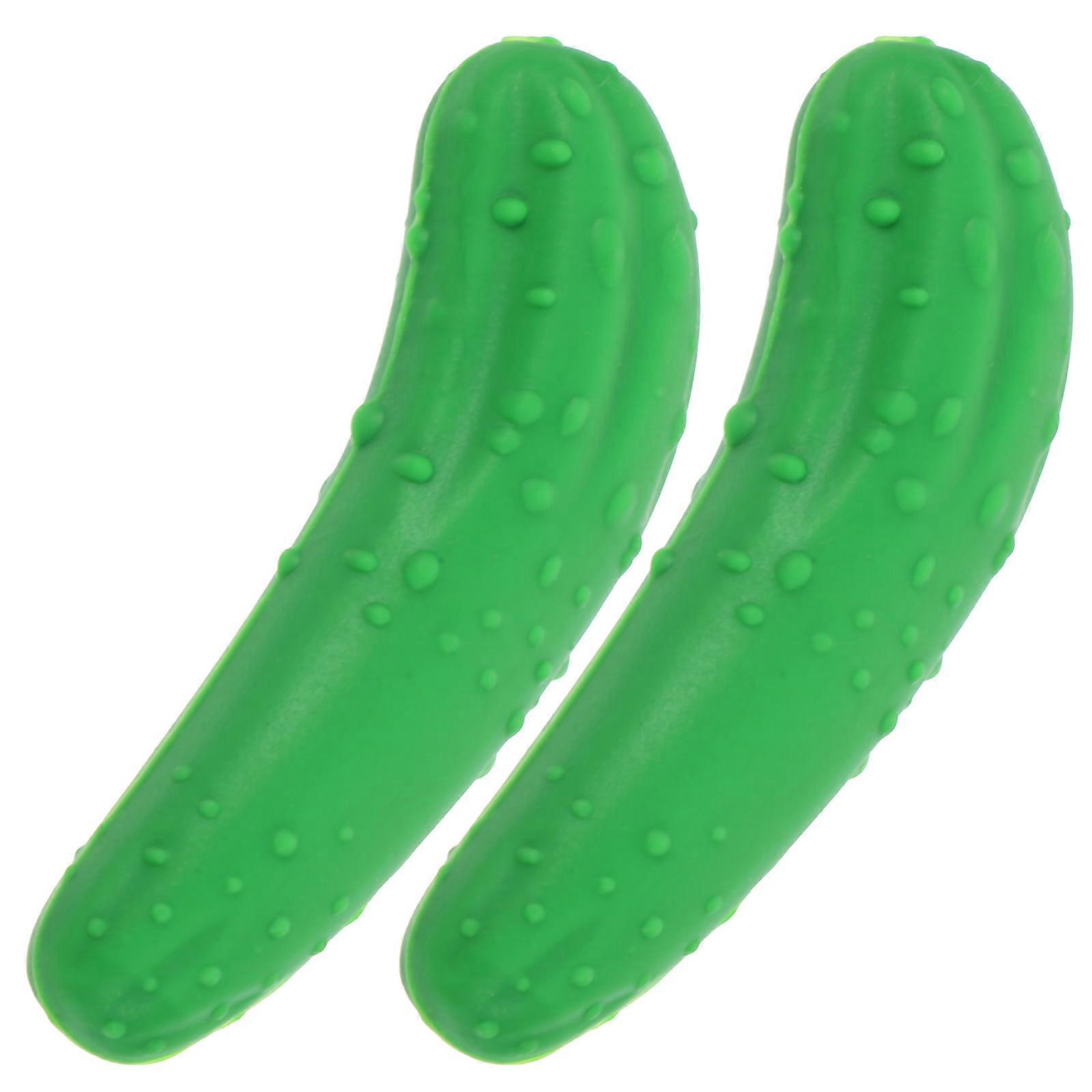 Cucumber Shaped Silicone Stoppers 2Pcs Green Leak-Proof Fit Standard Bottles Keeps Fresh