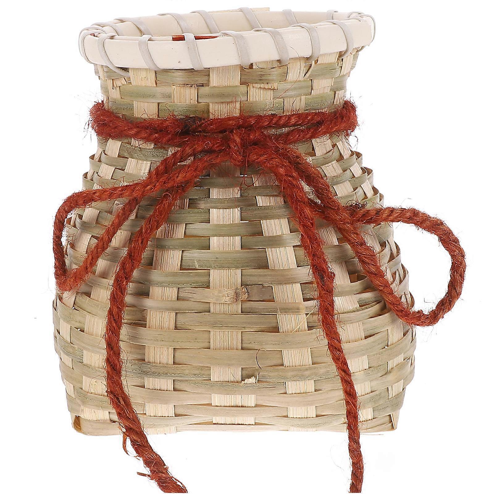 Handmade Bamboo Small Fish Basket, Woven Storage Container for Home and Balcony, Material Multi Functional Organizer for Flowers and Decor