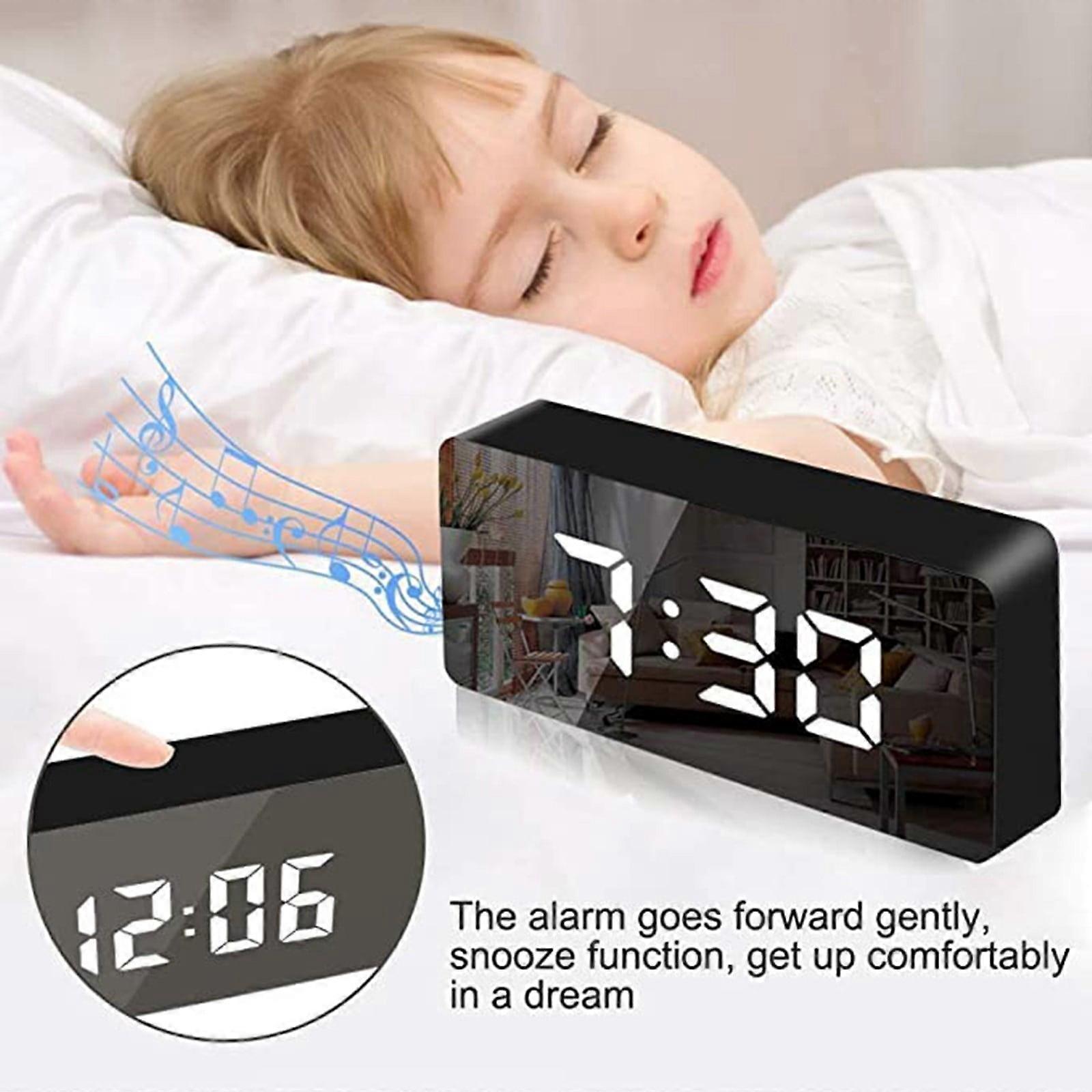 AURIGATE Compact Digital Alarm Clock with USB Charging, Dimmer, Large Display, Adjustable Alarm, 12/24Hr, Snooze