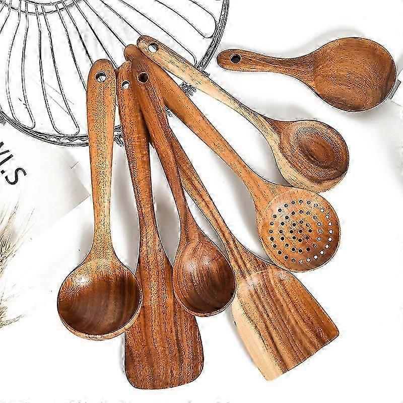 7-piece wooden kitchen set