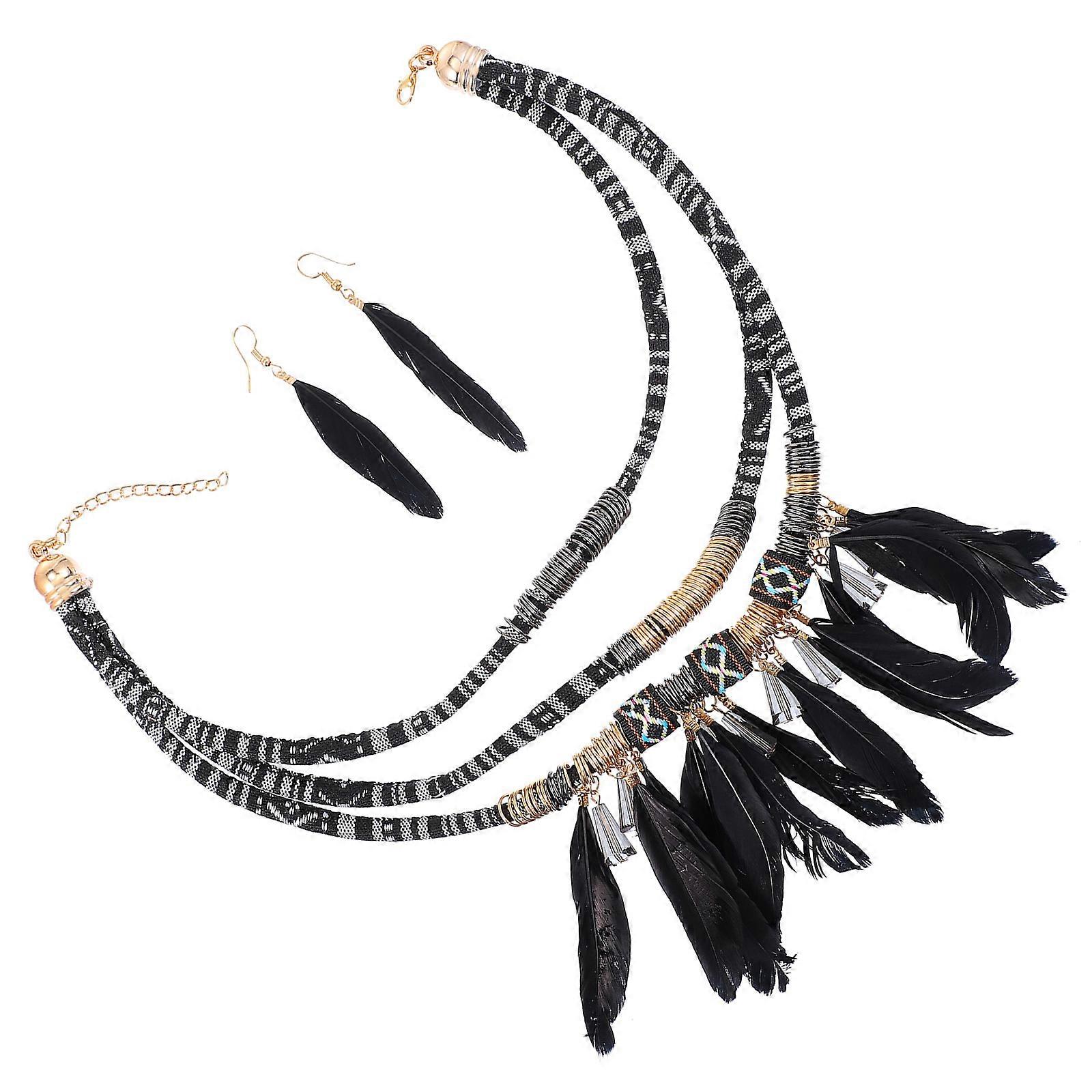 Ensemble de 7 pendentifs, accessoires, colliers et boucles d'oreilles