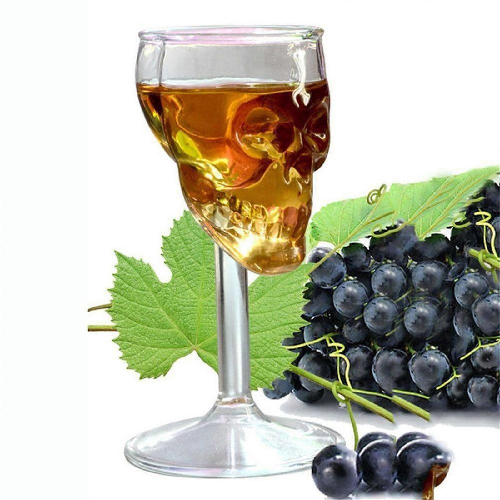 زجاج ويسكي الجمجمة مع قدم طويلة ، زخرفة فريدة من نوعها لعيد الهالوين وهدية للأصدقاء