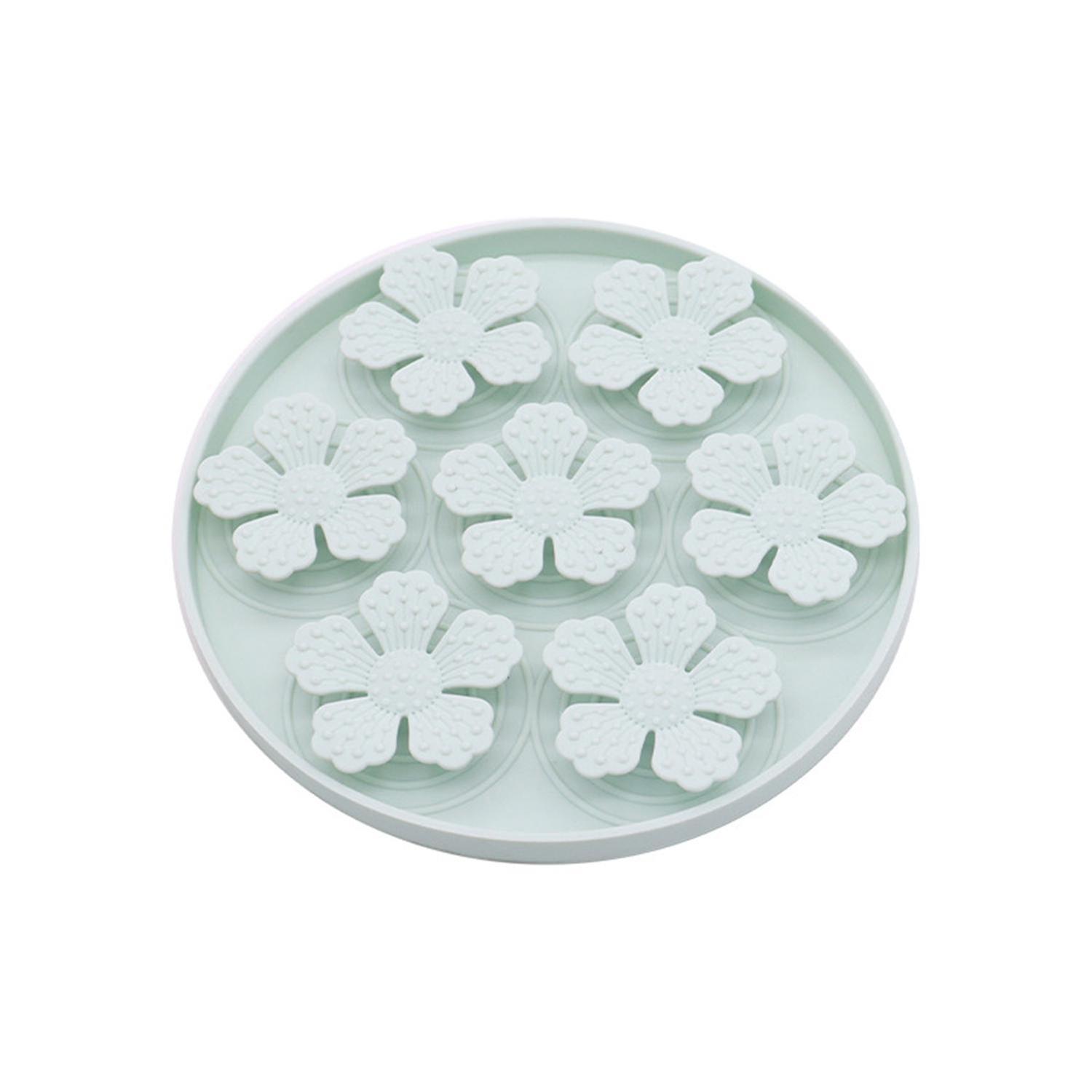 Pet Licking Mat with Suction Cups Slow Eating Reduce Boredom Mental Stimulation Dog Silicone Licking