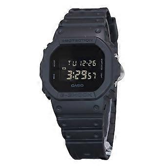 Casio G-Shock Digital Resin Strap Quarz DW-5600UBB-1 200M Herrenuhr