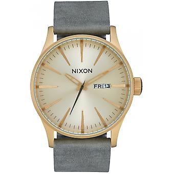 Nixon Sentry Quartz analog man Watch med Cowskin armbånd A1052982