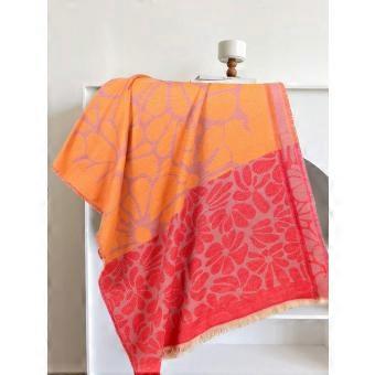 Bufanda de imitación cachemira con estampado floral, ideal para otoño e invierno, perfecta para usar en la oficina, con un estilo coreano versátil y adaptable a diferentes ocasiones.