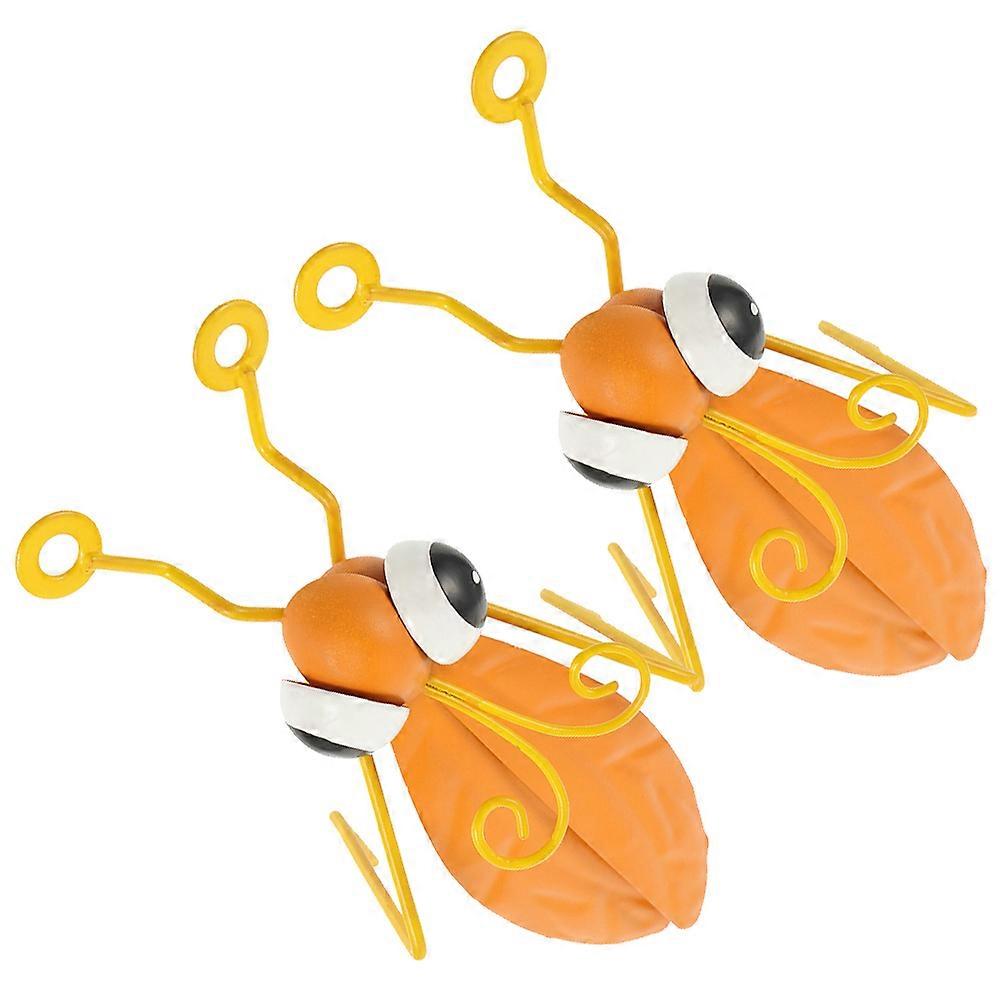 Metal Garden Decoration Imitation Grasshopper for Scene Use 2Pcs