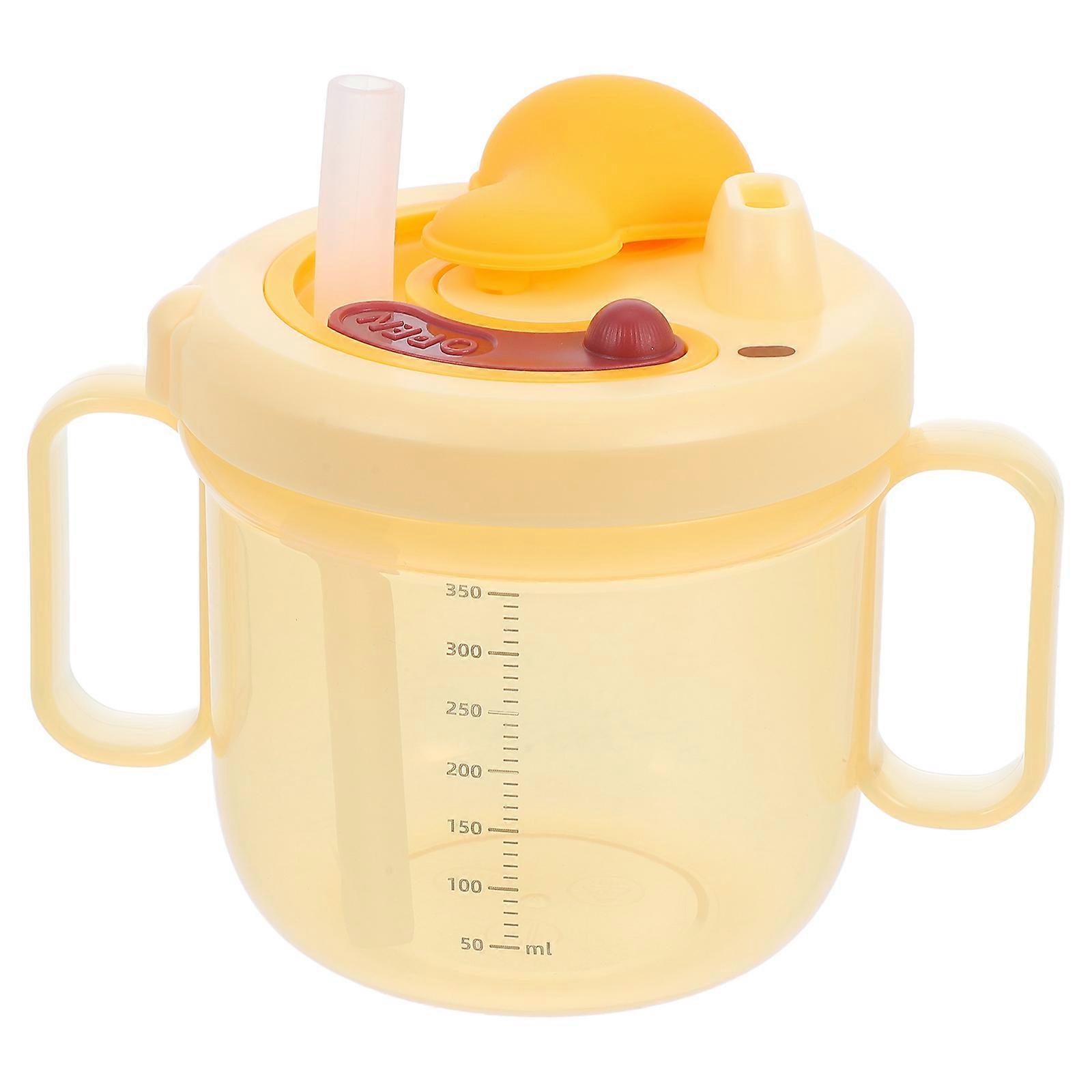 Yellow Silicone Elderly Care Drinking Cup with Straw for Drinking Use