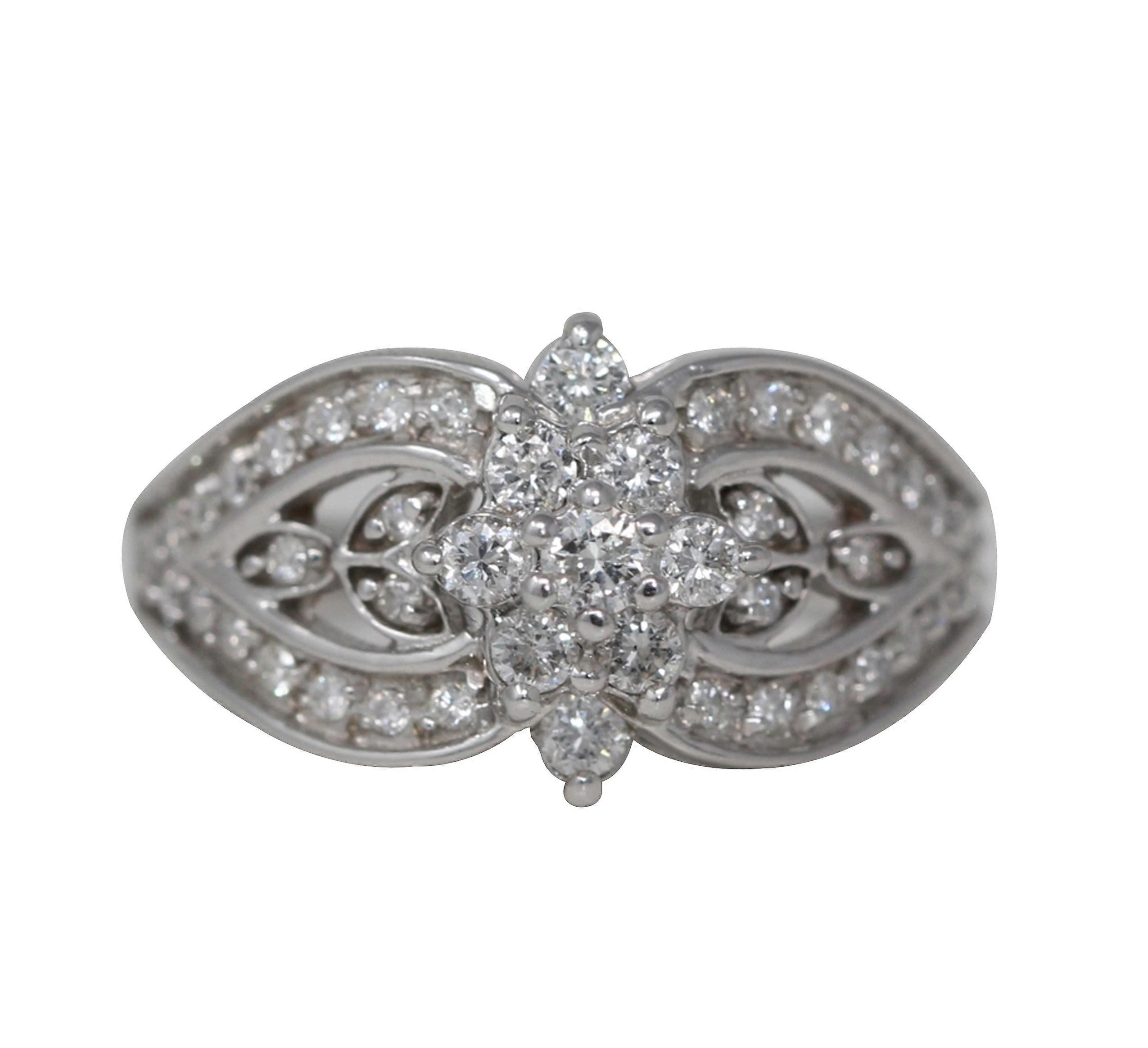 18k White Gold Round Fancy Victorian diamond rococo style dress engagement ring (0.87 Ct, H , SI )