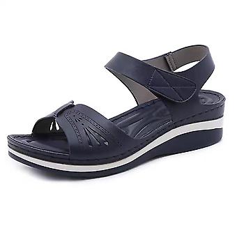 Pantofola piatta per le donne Pu Material Open Toe Scandal per le vacanze estive in viaggio