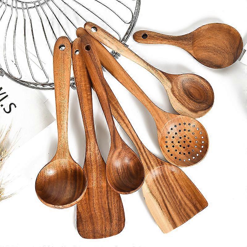 7-piece wooden kitchen set