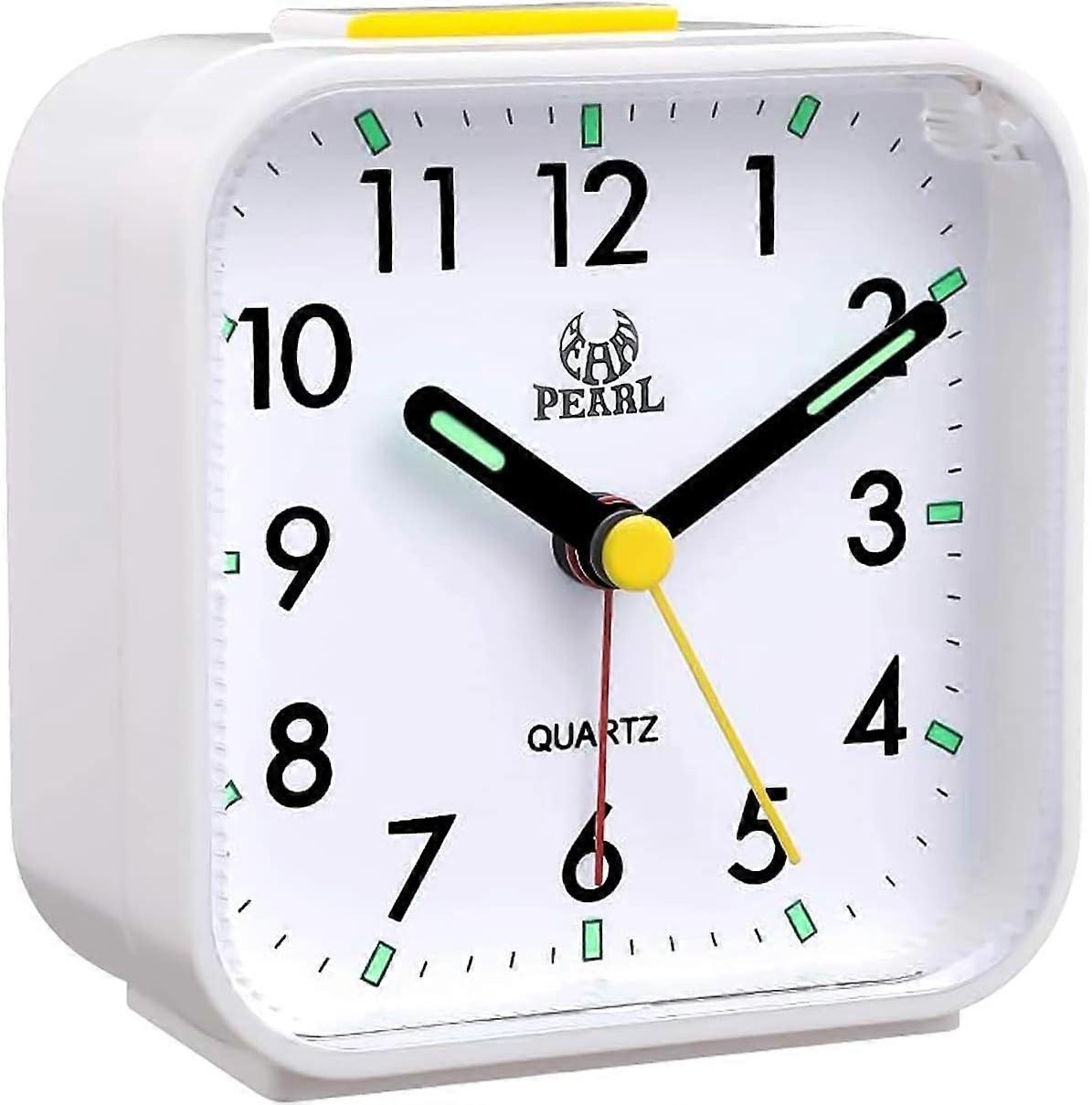 Silent Analogue Alarm Clock with Snooze FunctionAlarm Clock Vintage Decoration, Easy Adjustment (White)